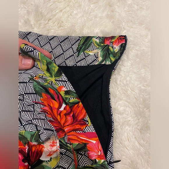 White House black market skirt women’s size 8 - Picture 6 of 8